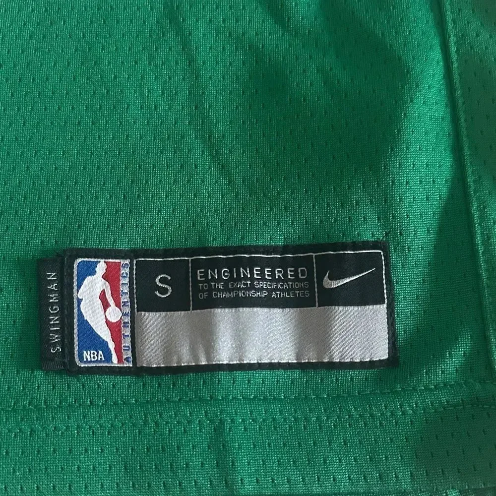 Nike Dri-Fit Swingman Boston Celtics #11 Kyrie Irving Basketball Jersey Size SM